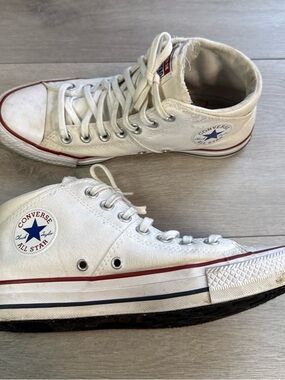 Size 9 - Converse Chuck Taylor All Star Madison Mid White W